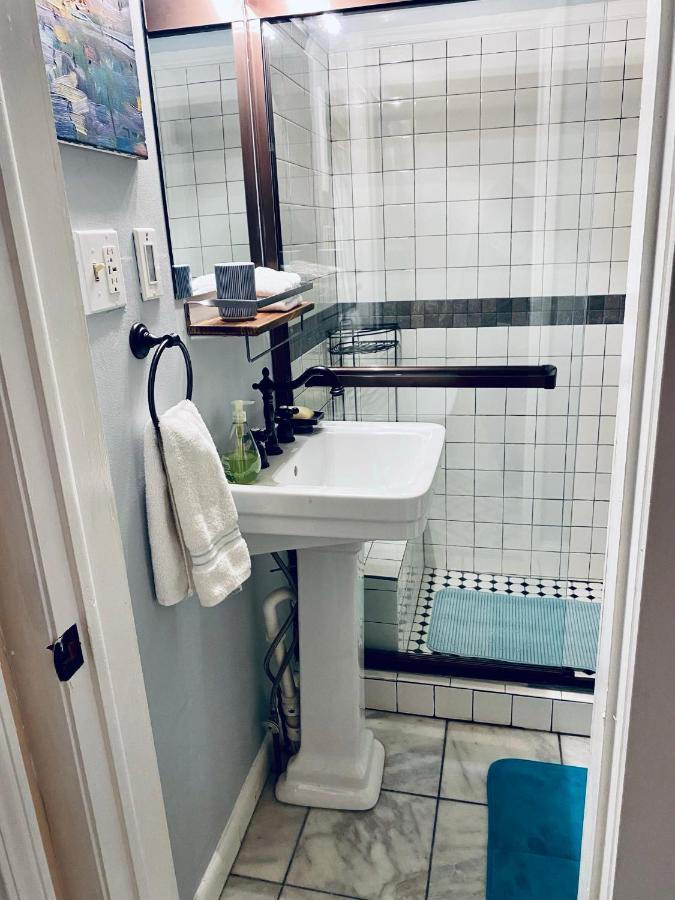 Boho-Chic Travel Pad - Unit 2 Lägenhet Bloomington Exteriör bild